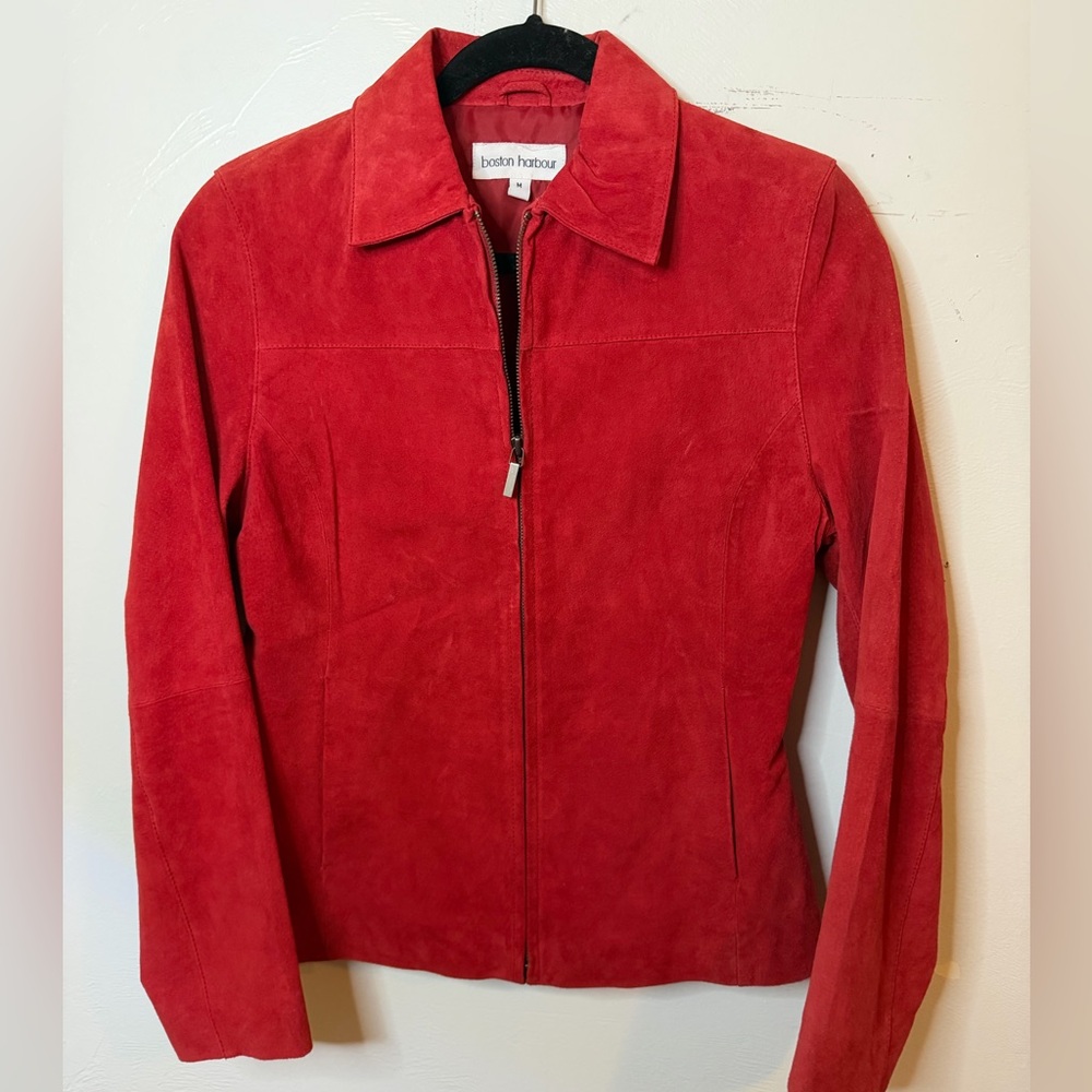 Red Suede Leather Jacket – Classic Y2K Zip-Up (Size M)